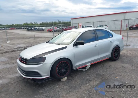 2015 Volkswagen Jetta 1.8T Se из США, поврежденный, VIN 3VWD07AJ3FM319199